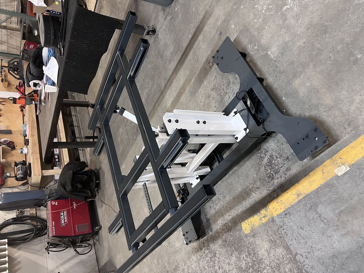 AMTE-400 rear view showing construction