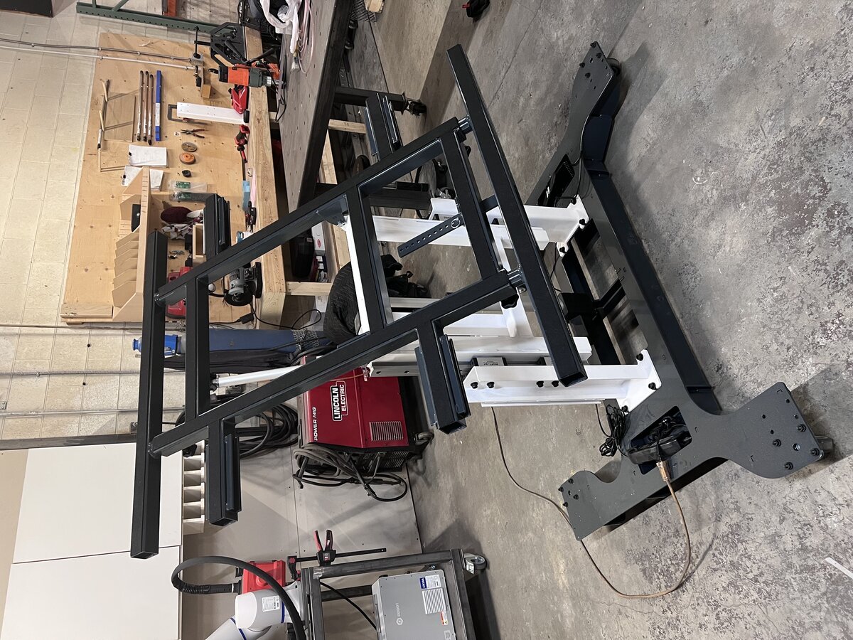 AMTE-400 Assembly Table in tilted position